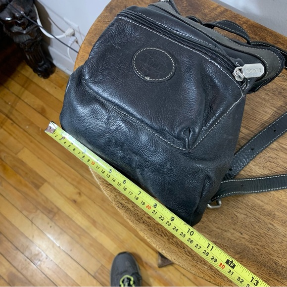 Vintage made in Canada Roots small leather backpack - Picture 9 of 10